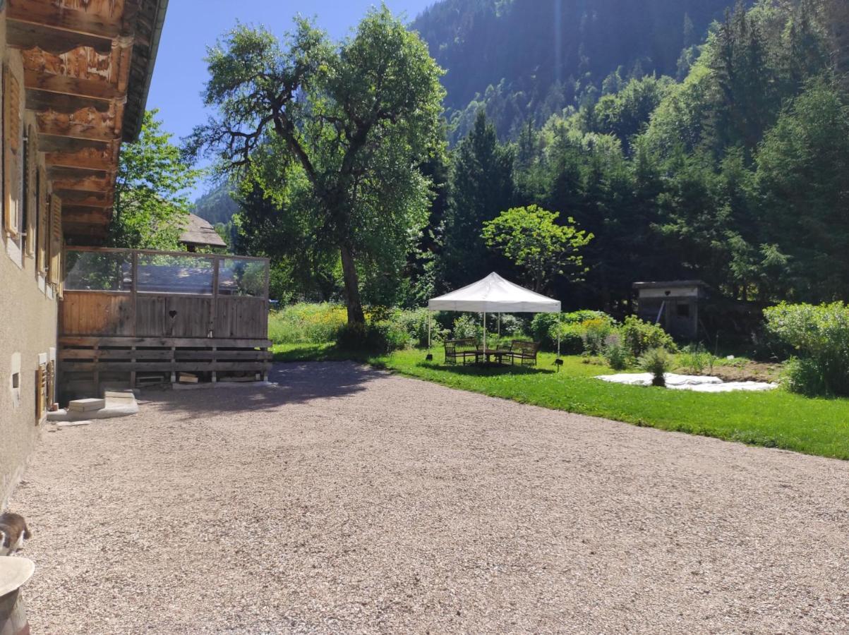 Appartement Dans Chalet 5 Chambres 130 M2 Centre Village มงทริองด์ ภายนอก รูปภาพ