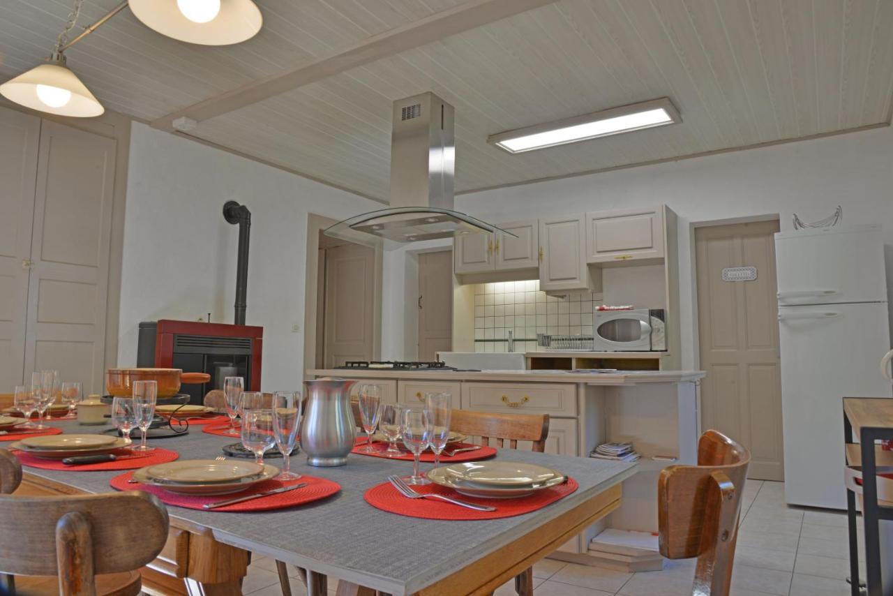 Appartement Dans Chalet 5 Chambres 130 M2 Centre Village มงทริองด์ ภายนอก รูปภาพ